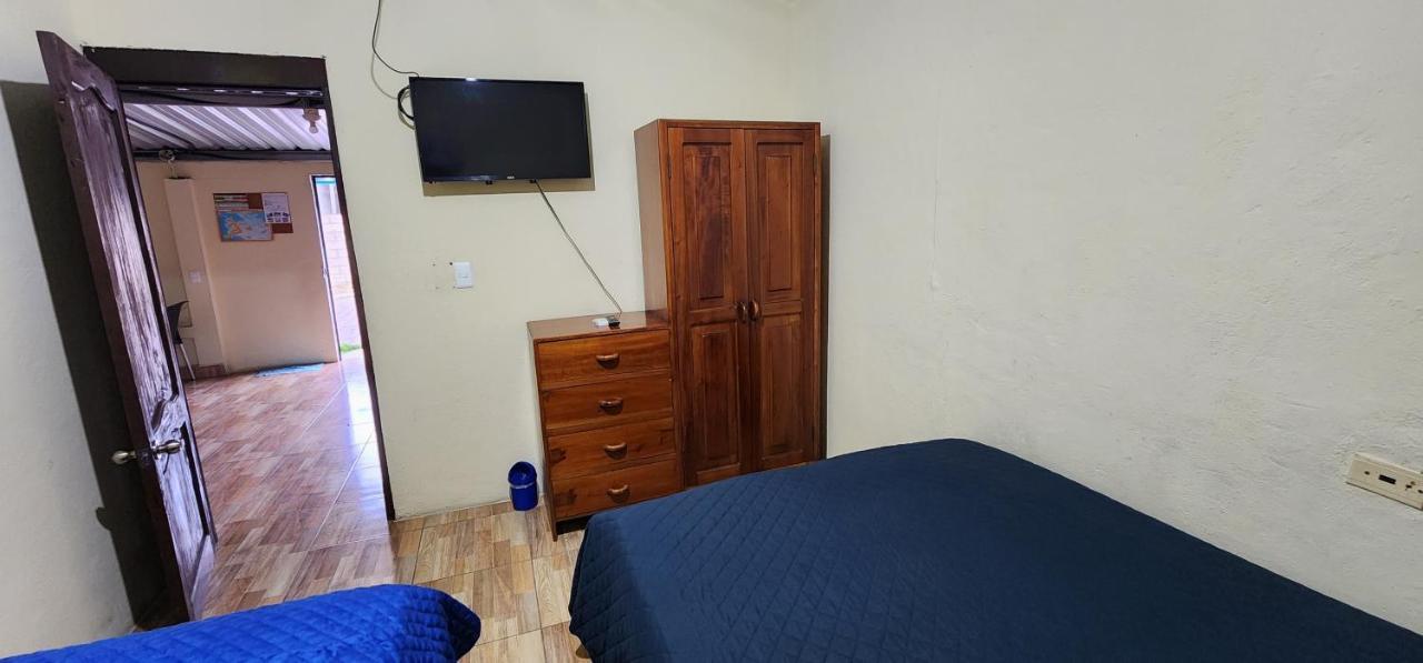 Departamento Amoblado Starlink -Pto Ayora Lägenhet Puerto Ayora  Exteriör bild